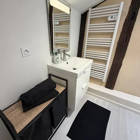 Duplex En Plein Coeur De - 2 - 4 Voyageurs *